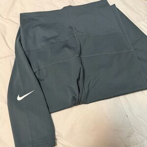 Nike Dri-FIT Charcoal Hoodie